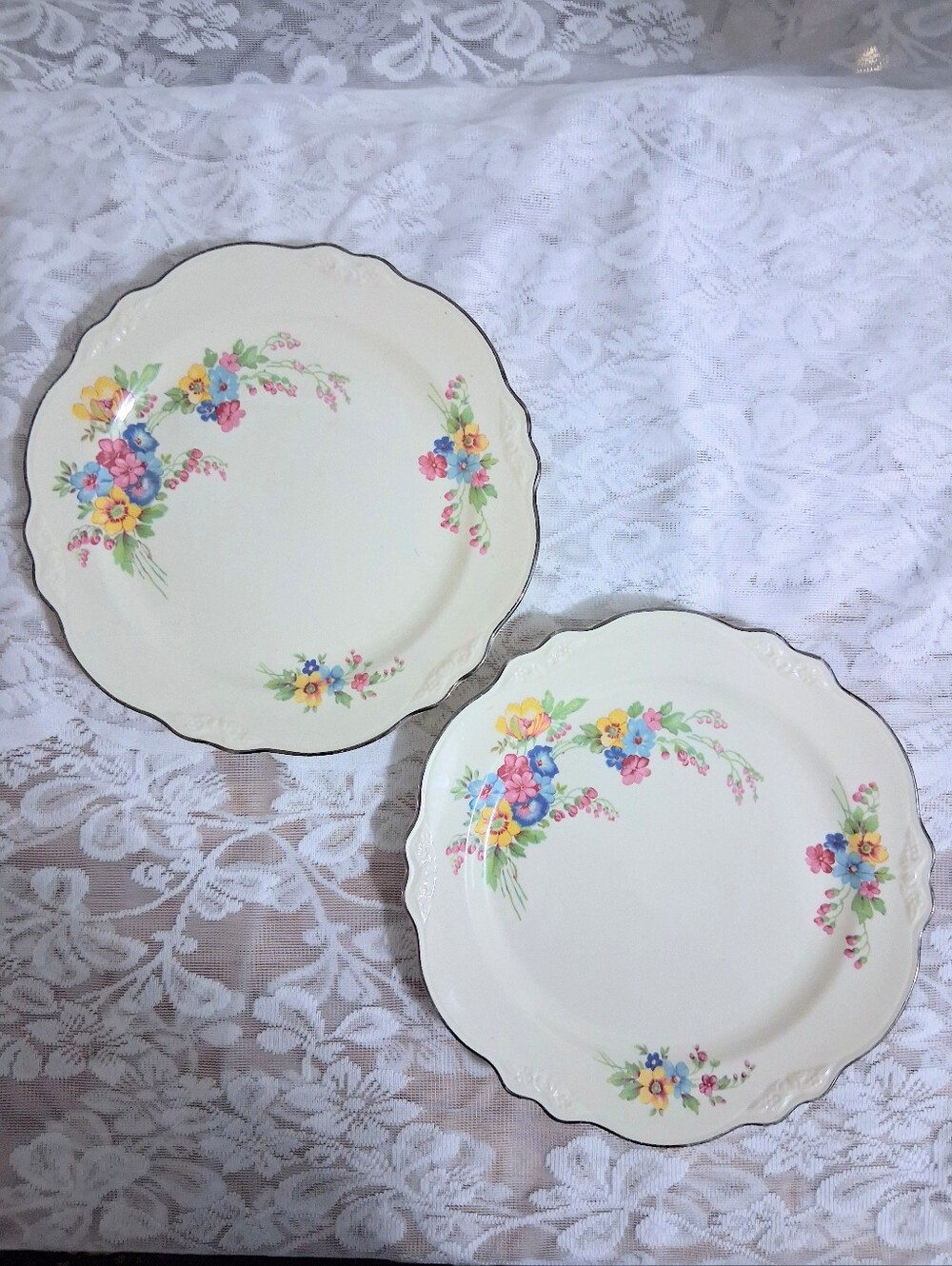 Vintage 1946 Homer Laughlin Virginia Rose Porcelain Dinner Plates Dishes